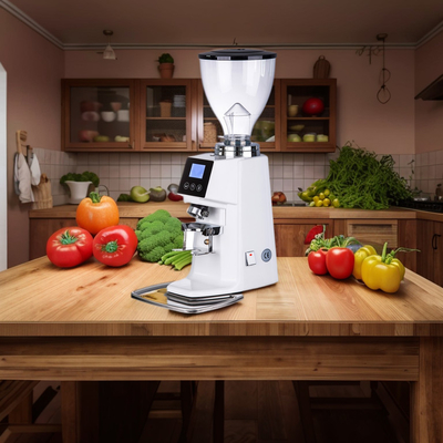 Máquina de moagem de café eficiente 65*28*39cm Com velocidade de moagem de 10 a 15 kg/h