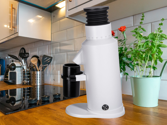 300W moedor de grãos de café GEENDE Voltagem 110V-220V Dentro de L13*W21*H32CM
