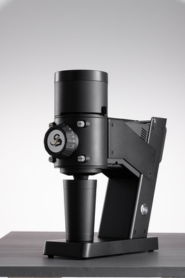 58mm Burr Electric Coffee Bean Grinder liso 50W BG58 derramam sobre o moinho de café