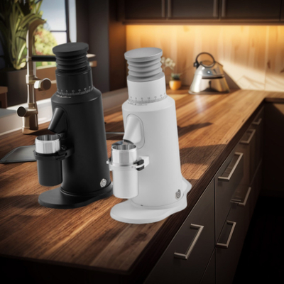 Voltagem personalizada 64mm Flat Burr Espresso Bean Grinder 120g Capacidade