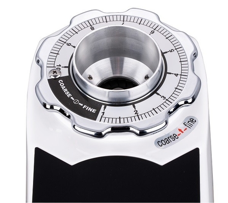 Digitas eletrônicas Burr Coffee Grinder 110V ao agregado familiar liso da roda de 240V 64mm